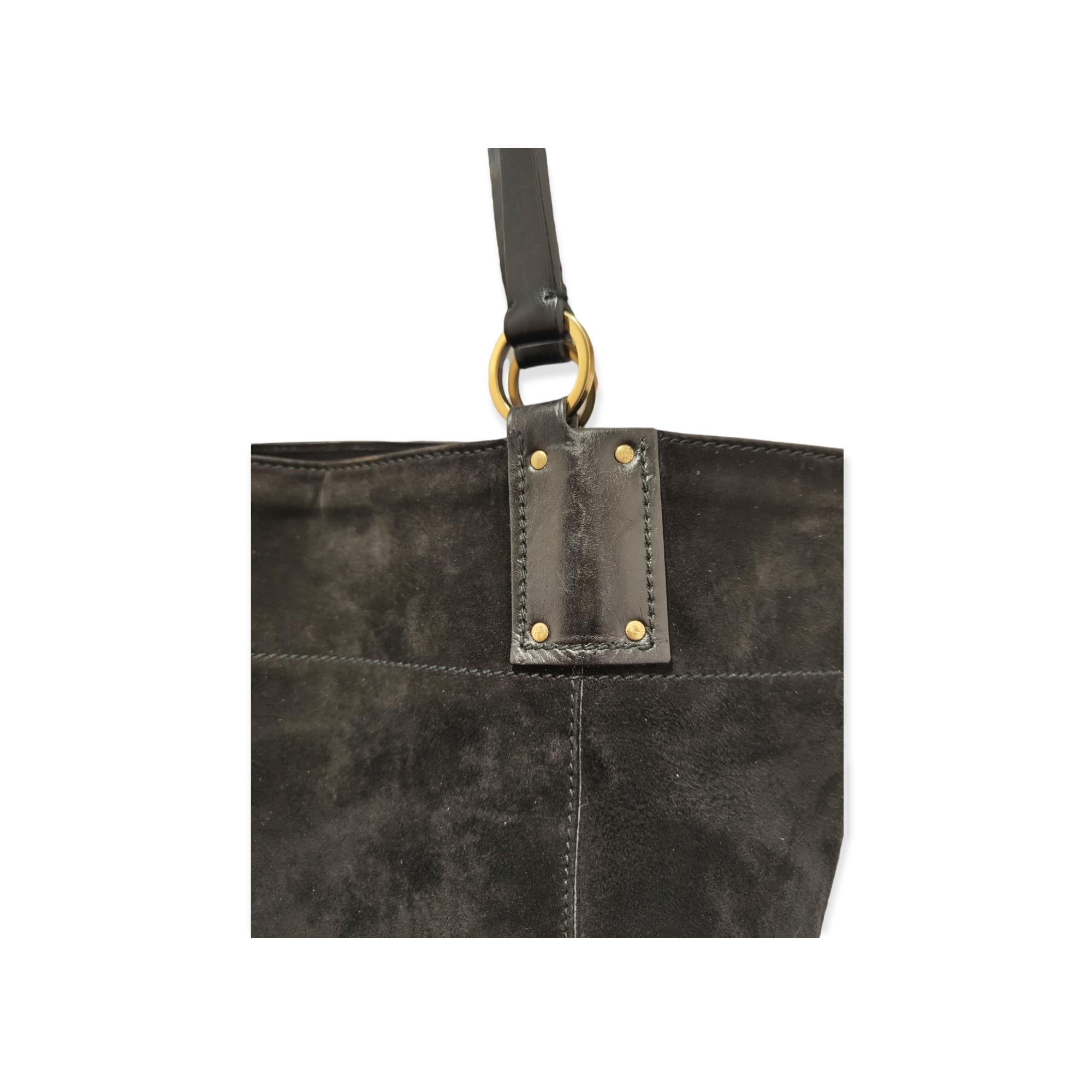 Women's or Men's Gucci black suede leather shoulder bag For Sale