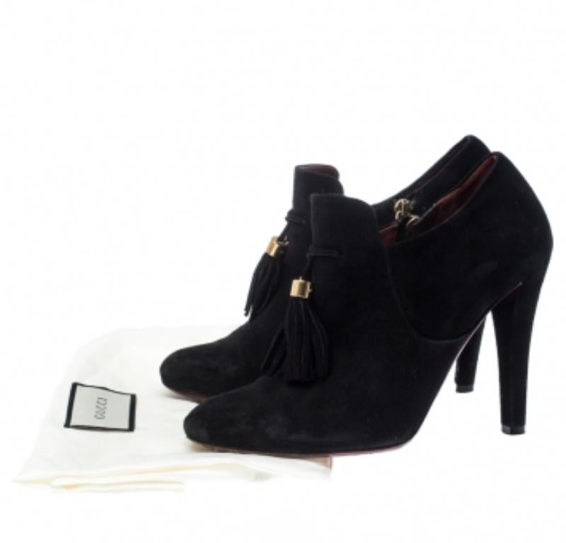 Gucci - Bottines à glands en daim et cuir noir - Taille 36,5 en vente 2