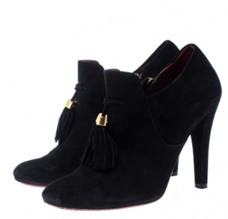Gucci - Bottines à glands en daim et cuir noir - Taille 36,5 en vente 3