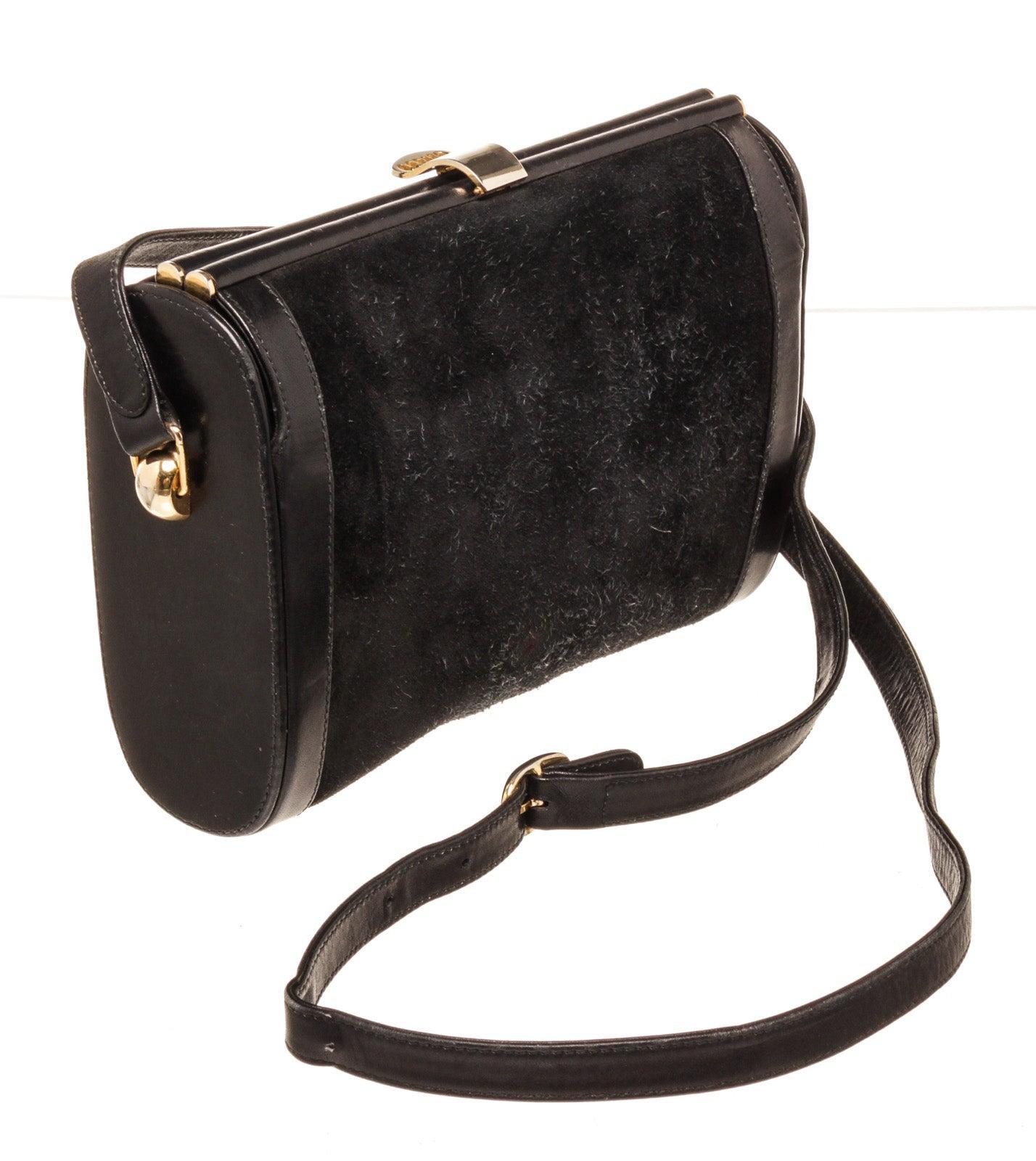 Gucci Black Suede Leather Vintage Clasp Shoulder Bag with leather gold-tone In Fair Condition In Irvine, CA