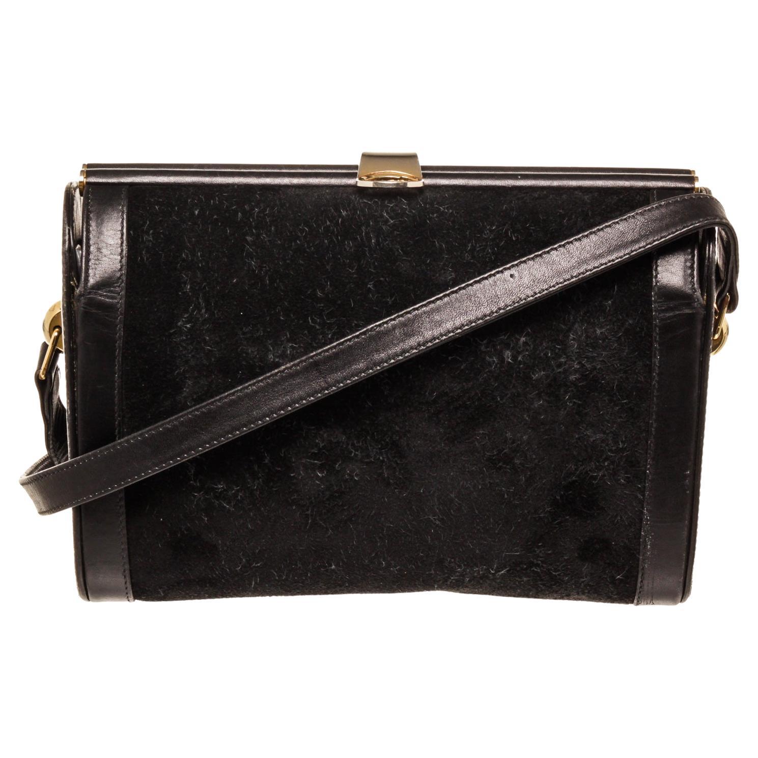 Gucci Black Suede Leather Vintage Clasp Shoulder Bag with leather gold-tone