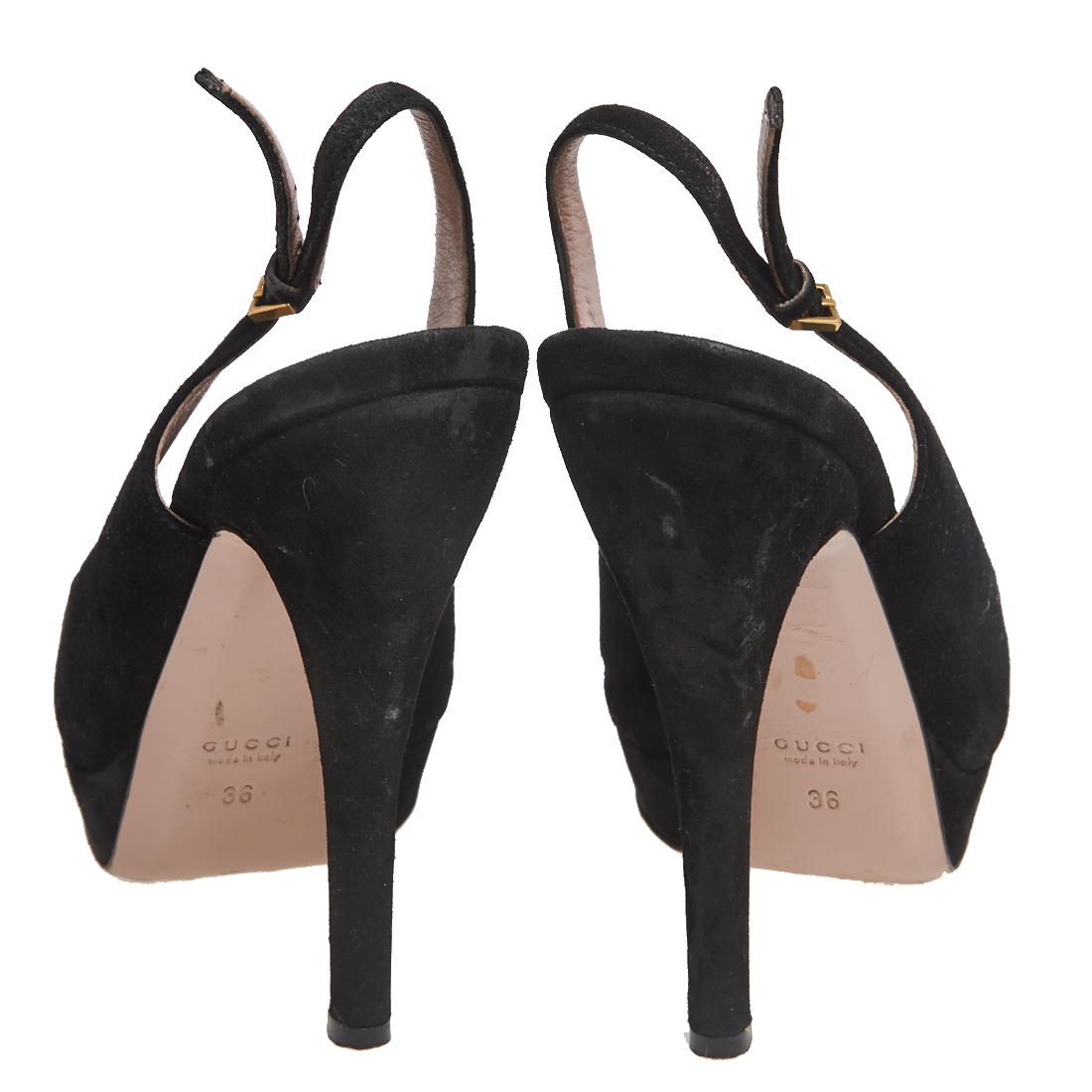 Gucci Black Suede Peep Toe Platform Slingback Sandals Size 36 In Good Condition For Sale In Dubai, Al Qouz 2