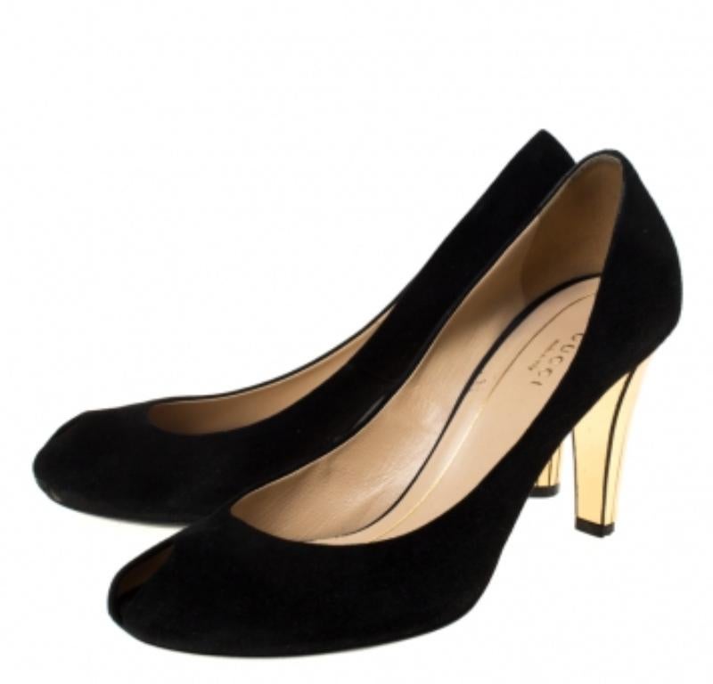 Gucci Pumps Peep Toe in pelle scamosciata nera misura 38,5 in vendita 2
