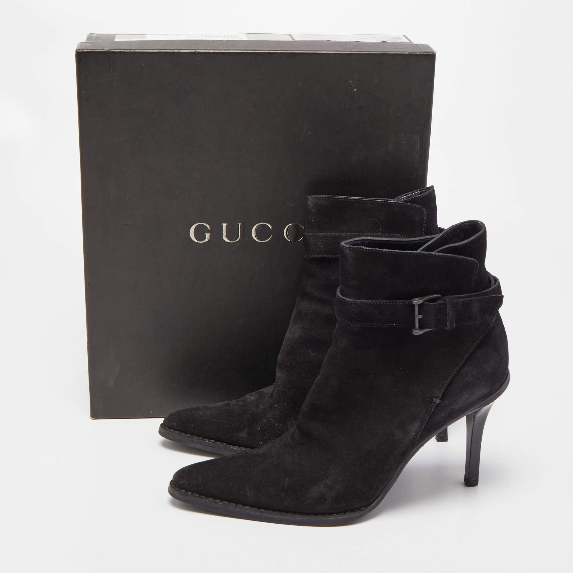 Gucci Black Suede Pointed Toe Ankle Boots Size 39 For Sale 5
