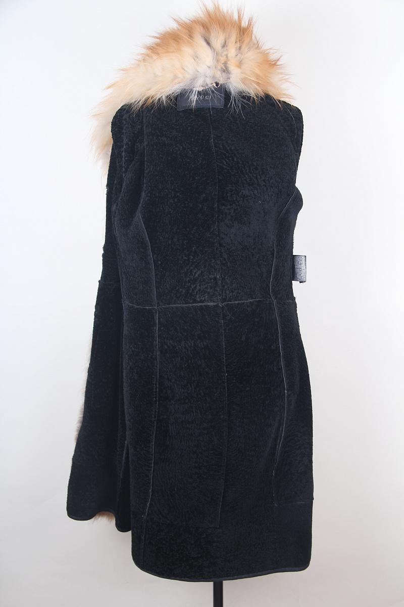 GUCCI black suede sheepskin coat with fox fur In Good Condition In Алматинский Почтамт, KZ