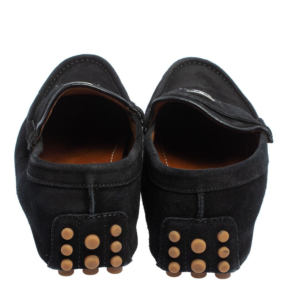 Gucci Black Suede Slip on Loafers Size 41.5 In Good Condition For Sale In Dubai, Al Qouz 2