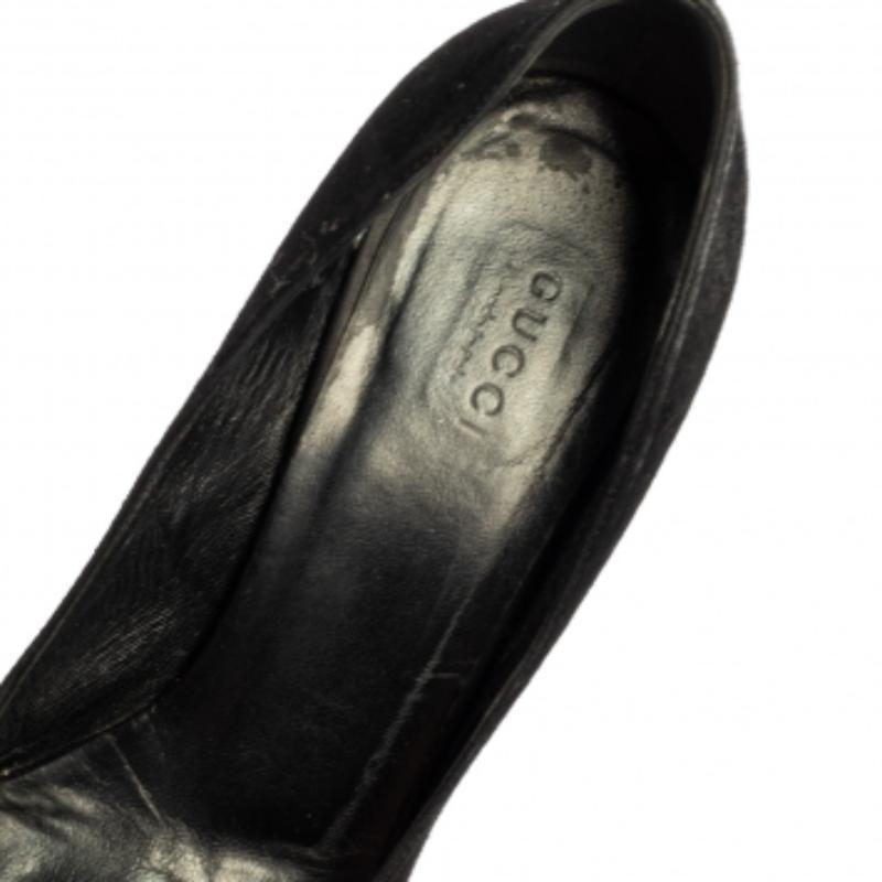 Women's Gucci Black Suede Slip On Pumps Size 37 For Sale