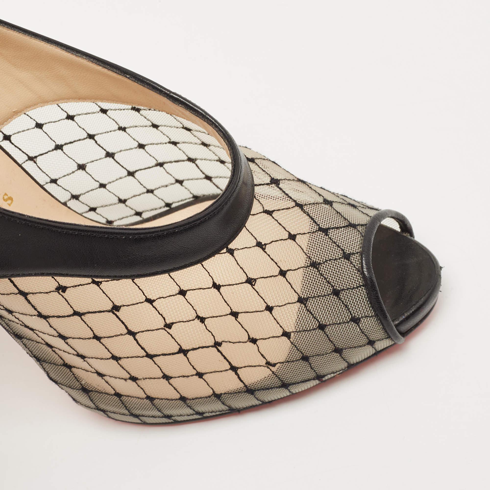Gucci Pumps punta quadrata in camoscio nero misura 38,5 in vendita 1