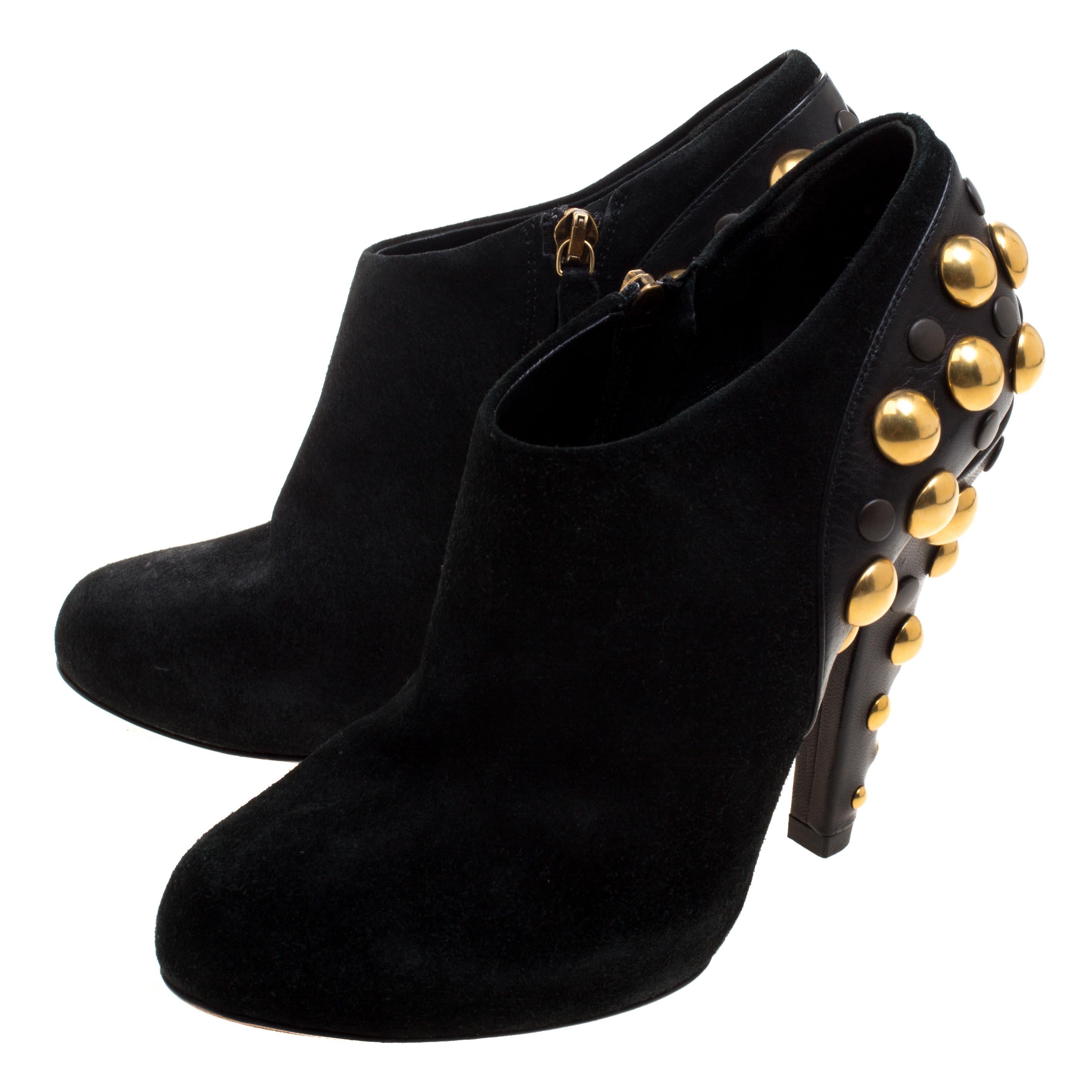 Gucci Black Suede Vintage Babouska Studded Heel Ankle Boots Size 37.5 In Good Condition In Dubai, Al Qouz 2