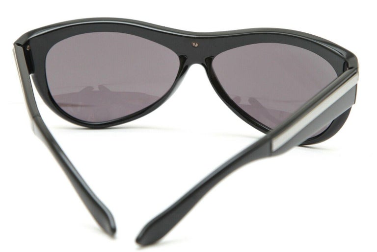 GUCCI Black Sunglasses Cat Eye Eyeglasses GG 3015/S For Sale  display picture 3