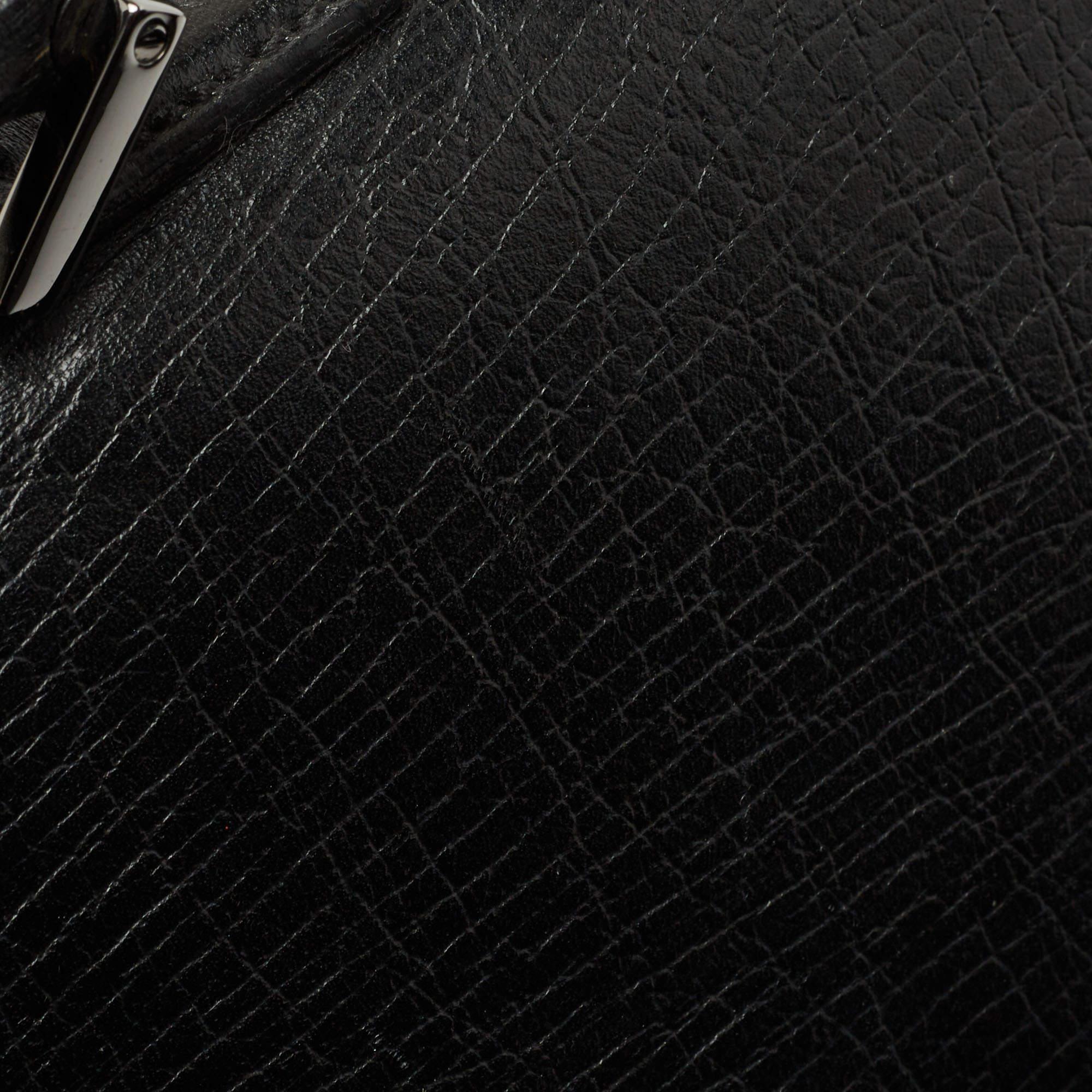 Gucci Black Textured Leather Combination Lock Briefcase For Sale at 1stDibs