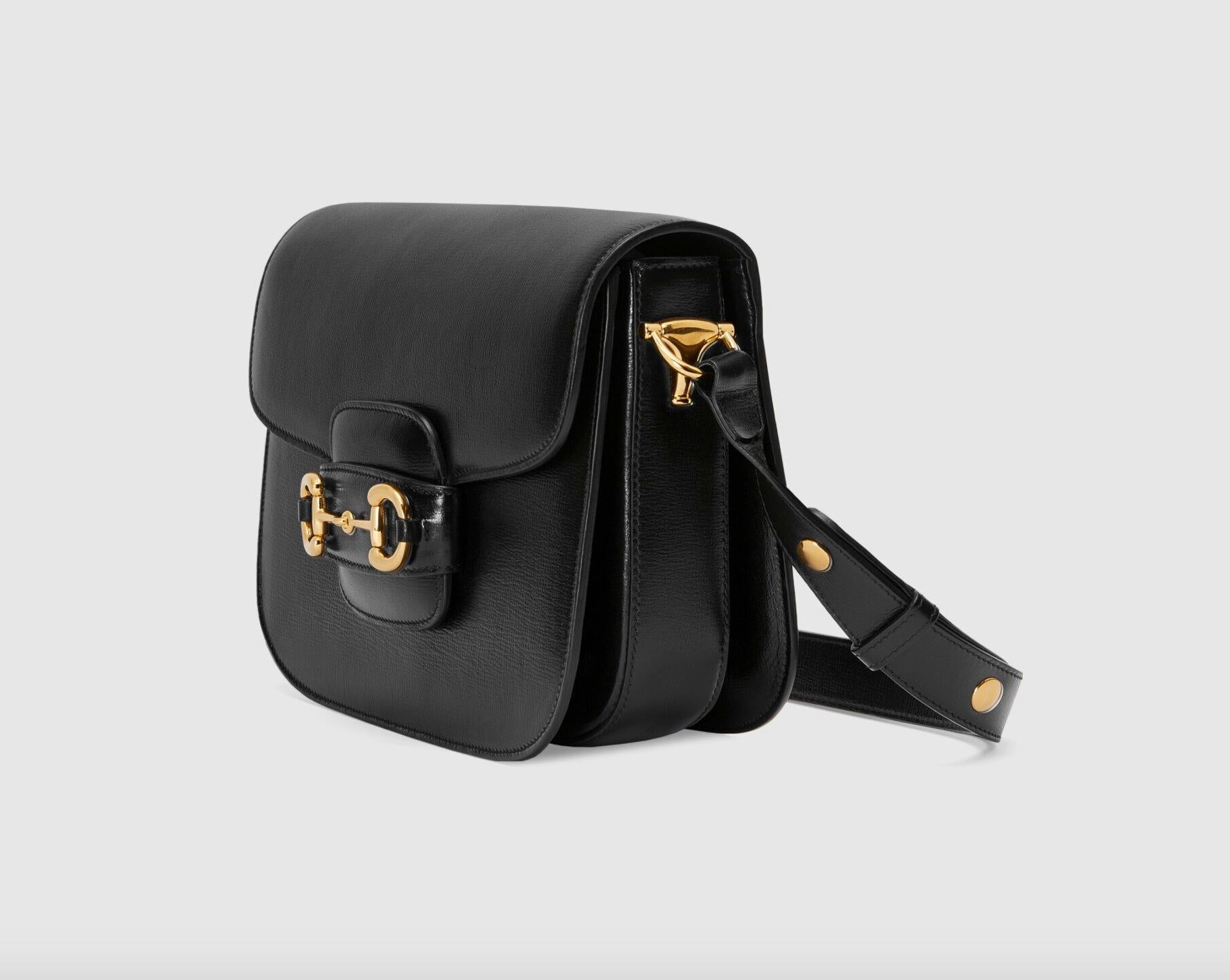 Introduced for Cruise 2020, the Gucci Horsebit 1955 bag is recreated from an archival design. With the same lines and forms first introduced over six decades ago, the accessory unifies the original details with a modern spirit, highlighting the