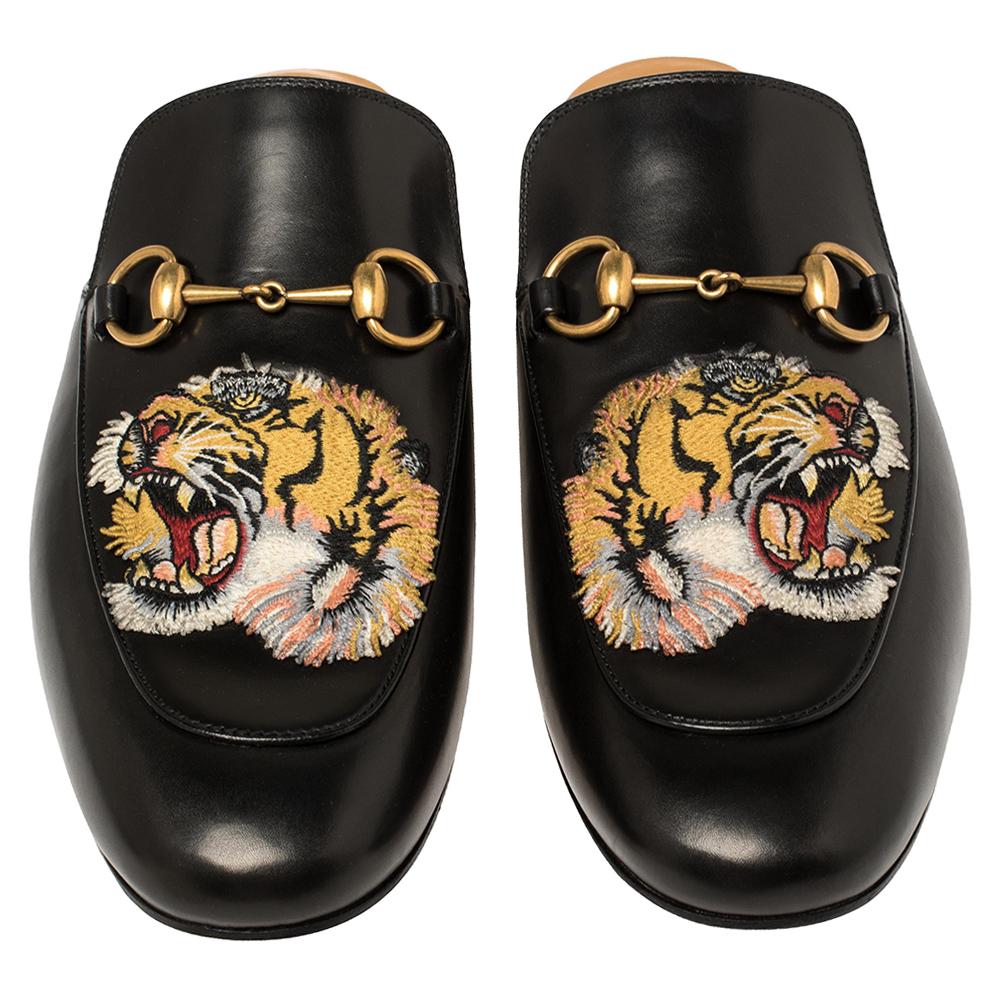 Gucci first launched the Princetown style as part of their Fall Winter 2015 collection and it lit up a trend that refuses to die down. This pair here has been crafted in Italy and is made of black leather. They feature round toes and the signature