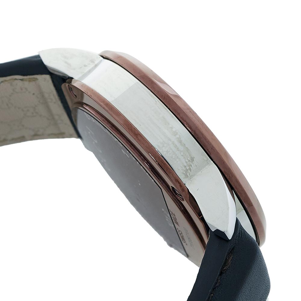 Gucci Black TwoTone Stainless Steel Leather G-Chrono 101.2 Men's Wristwatch 44mm In Excellent Condition In Dubai, Al Qouz 2