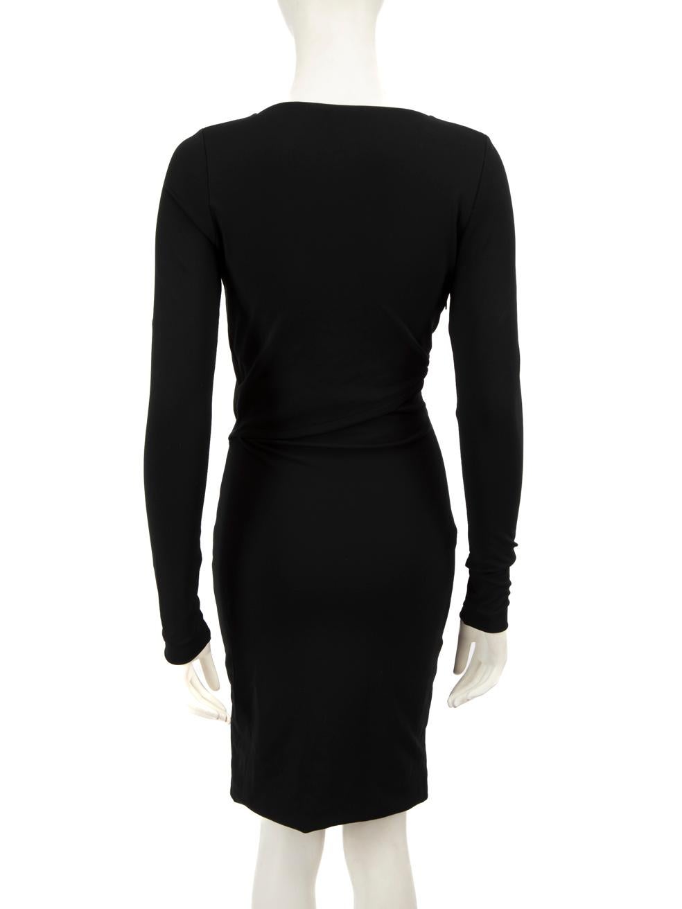 Nero Gucci Vestito midi nero con scollo a V e manica lunga taglia S.I.V.A. in vendita