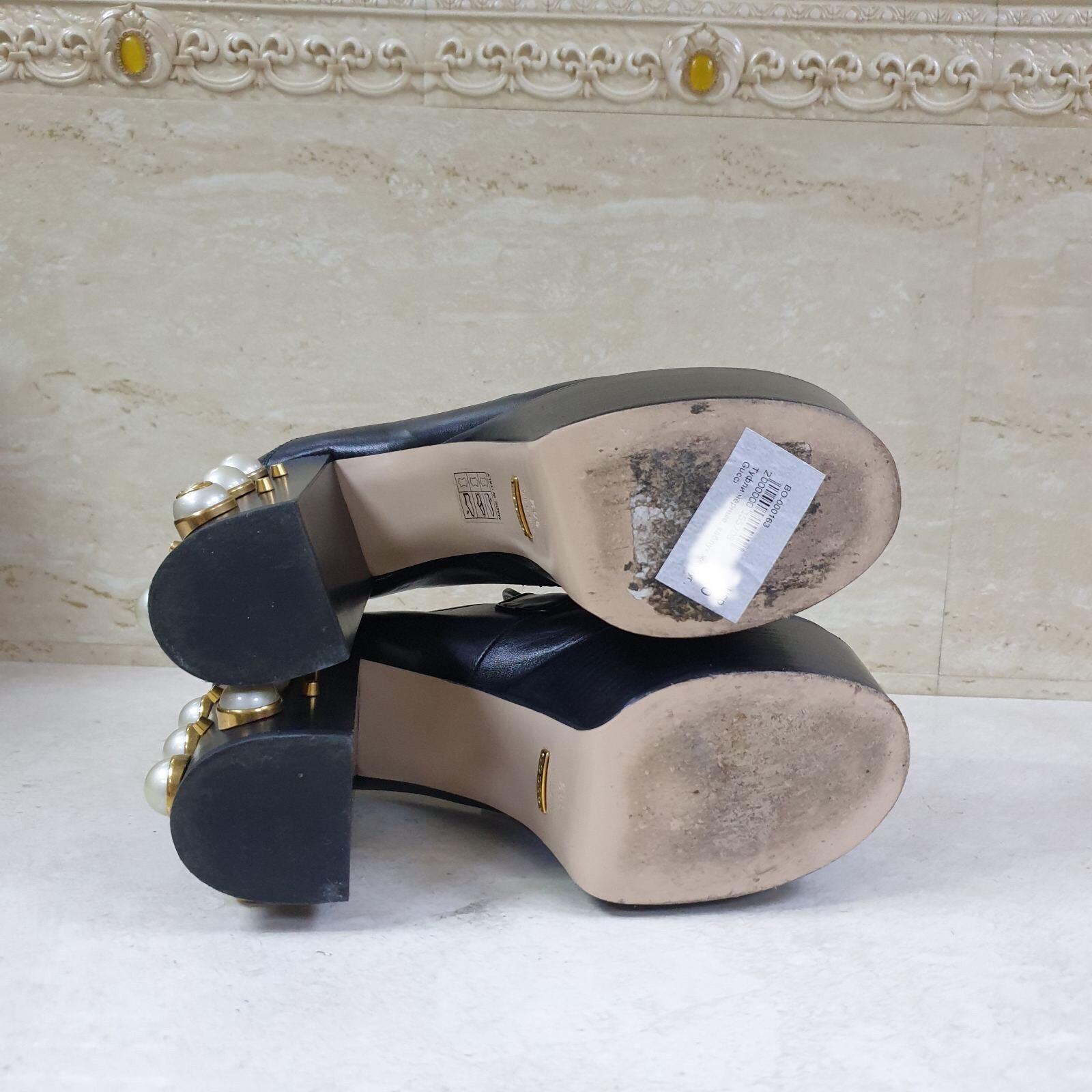 Gucci Black Vegas Pearl Studded Platform Loafer  In Good Condition In Krakow, PL