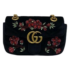 Gucci Black Velvet Mamont Crystal 22cm Shoulder Bag 