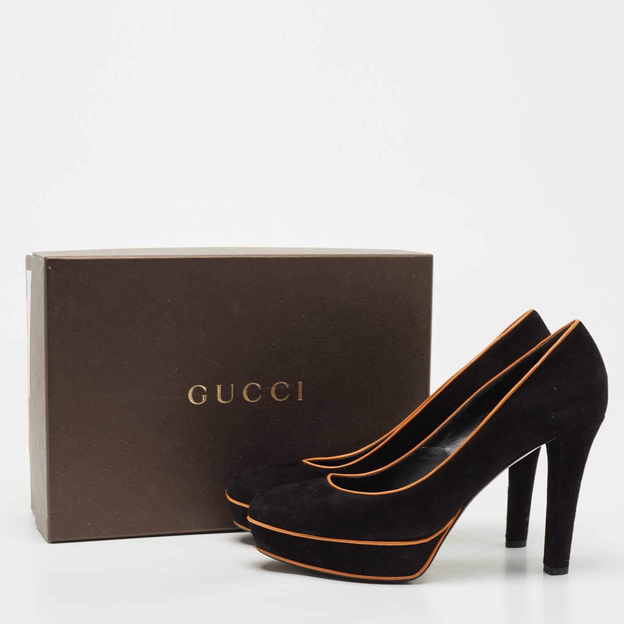 Gucci Black Velvet Platform Round Toe Pumps Size 40 For Sale 5