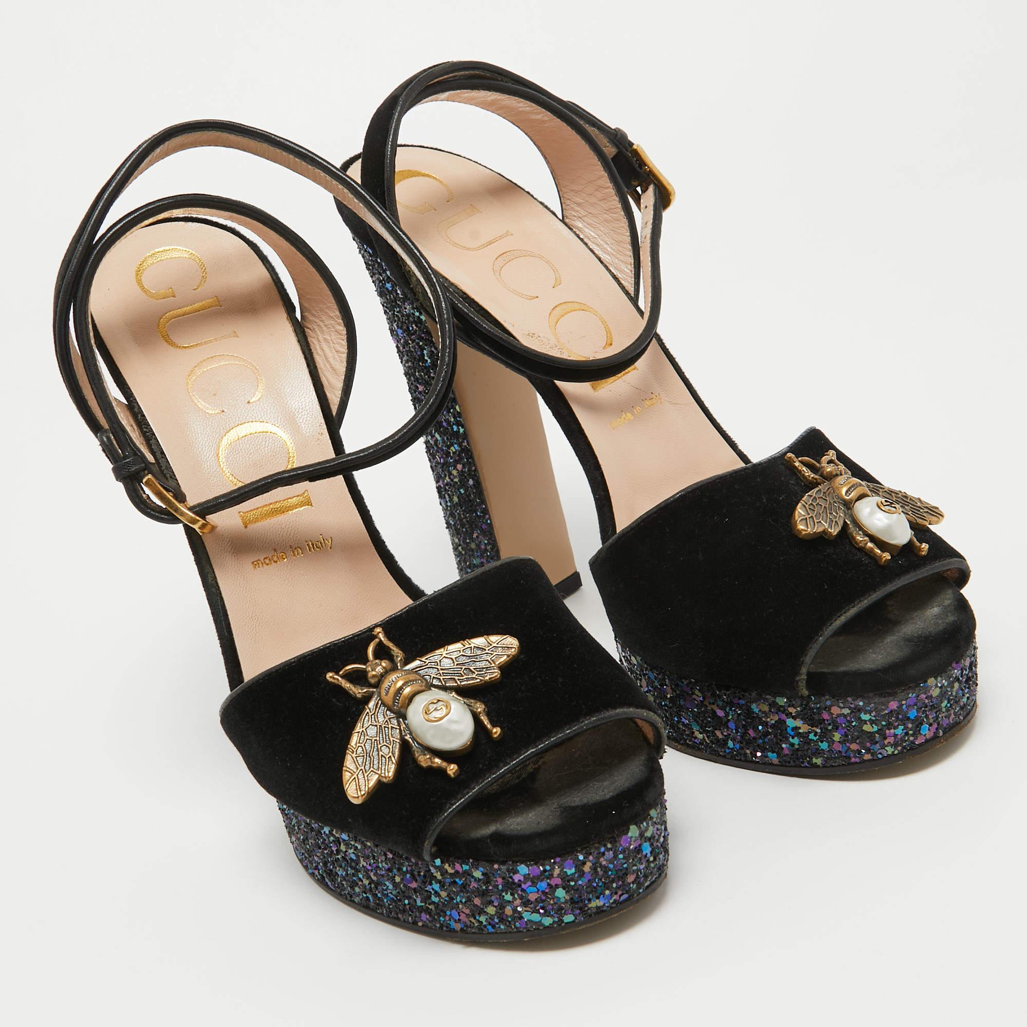 Women's Gucci Black Velvet Soko Platform Sandals Size 40.5 For Sale
