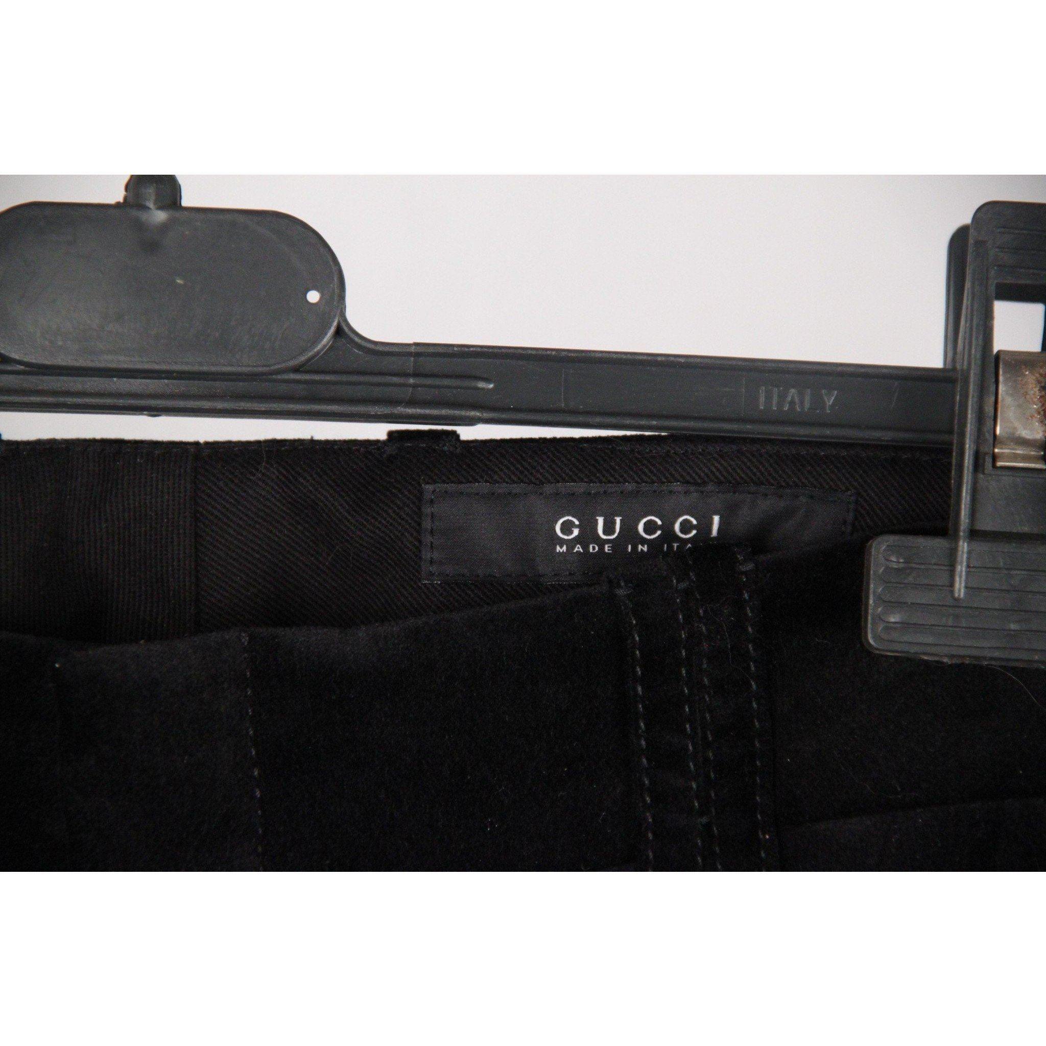 GUCCI Black Velvet TROUSERS Pants w/ CREST Buttons SIZE 40 In Excellent Condition In Rome, Rome