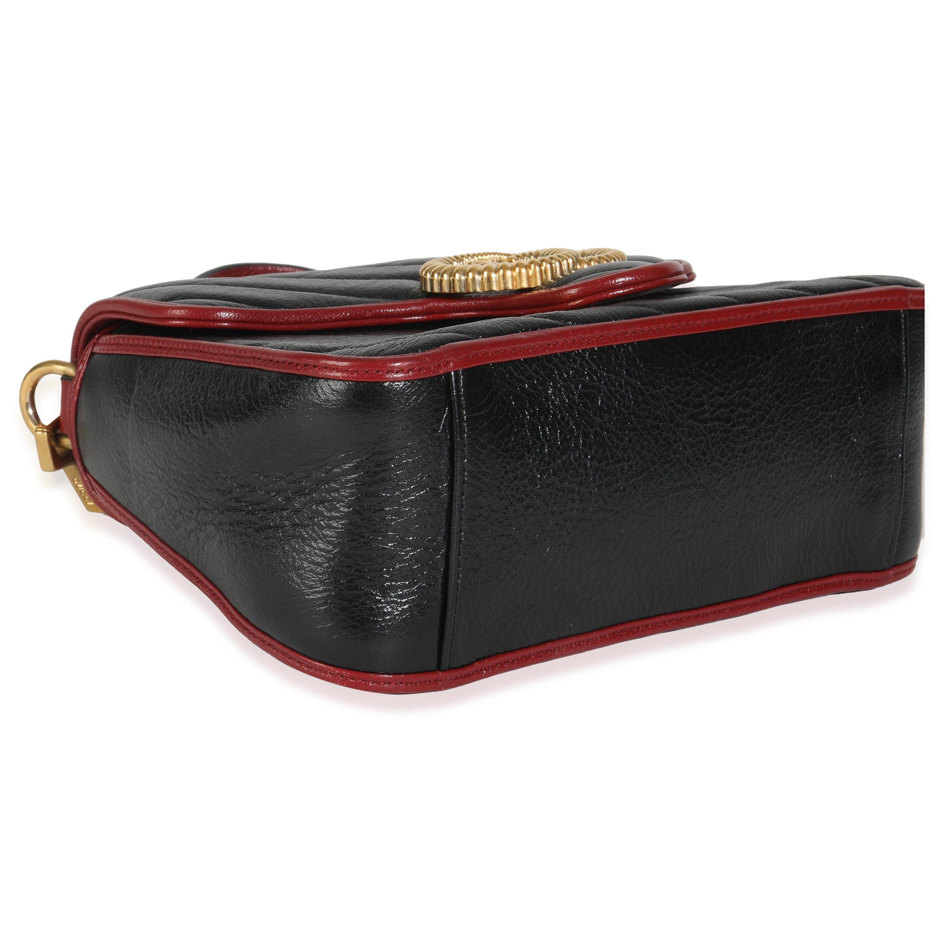 Gucci Schwarz Vintage Effekt Kalbsleder Matelasse Diagonal Mini Torchon GG Marmont im Angebot 1