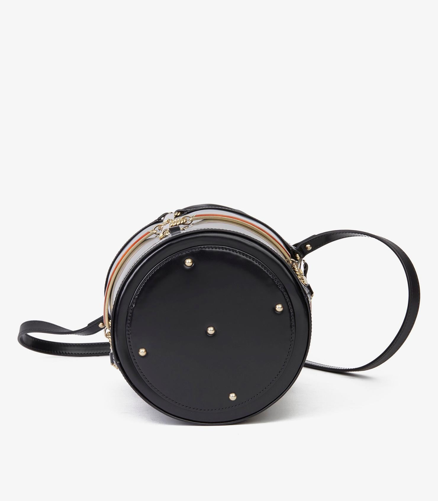 Gucci Black Vinyl, Lambskin & Rust Enamel Bucket Bag For Sale 2