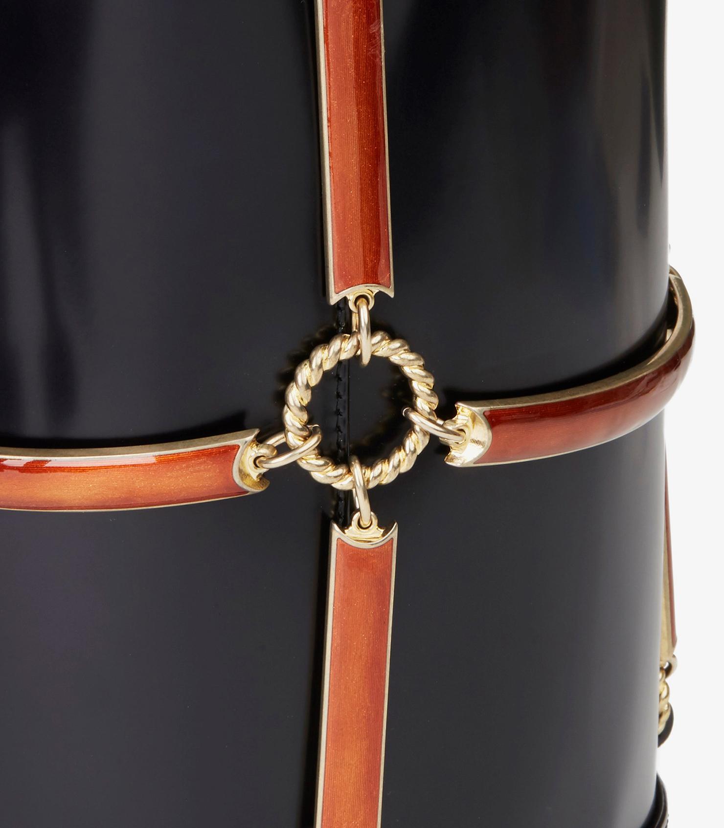Gucci Black Vinyl, Lambskin & Rust Enamel Bucket Bag For Sale 4