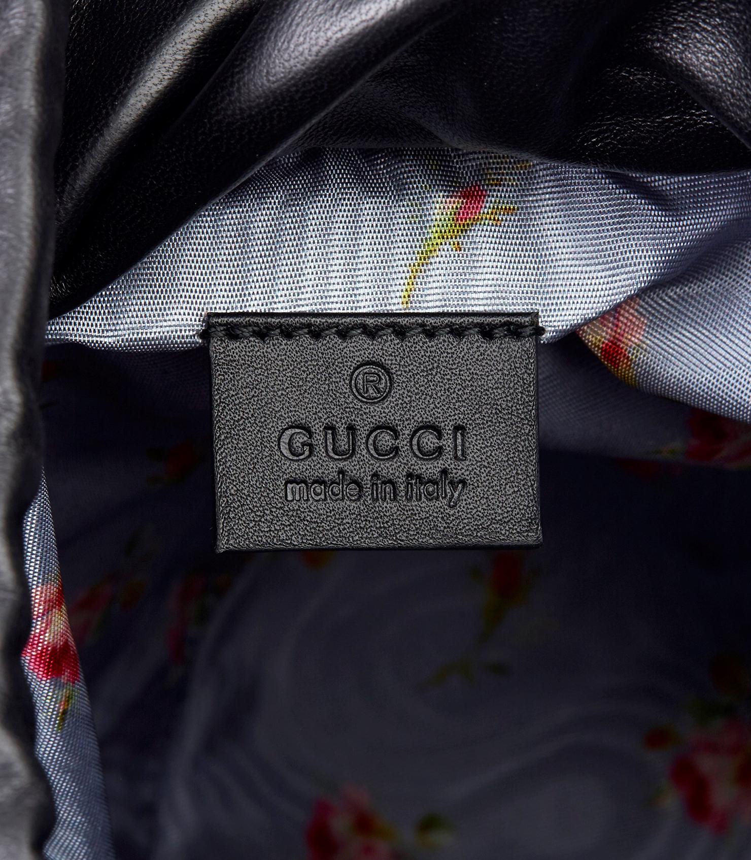 Gucci Black Vinyl, Lambskin & Rust Enamel Bucket Bag For Sale 5