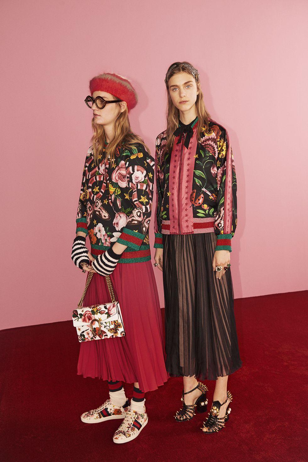 GUCCI black viscose 2016 GUCCI GARDEN Sweatshirt Sweater M For Sale 4