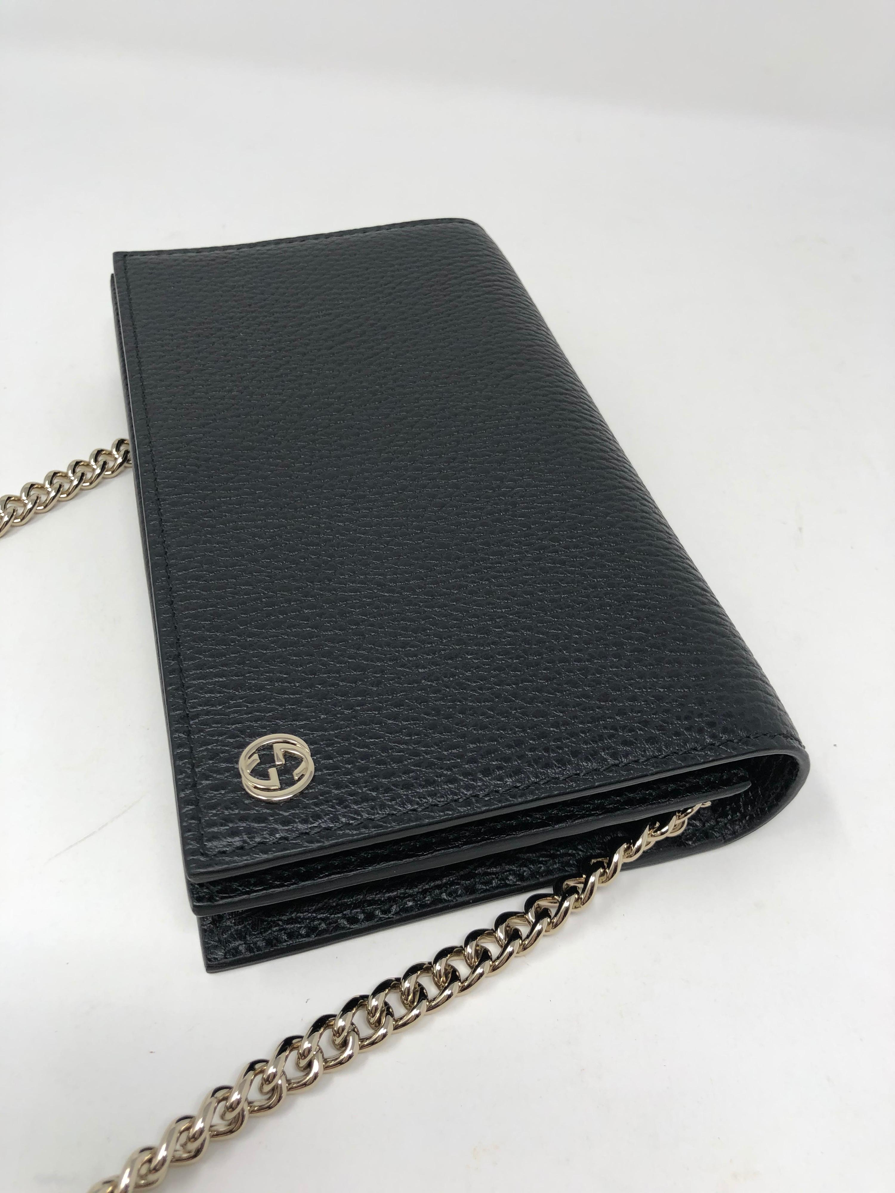 Gucci Black Wallet On A Chain Bag  4