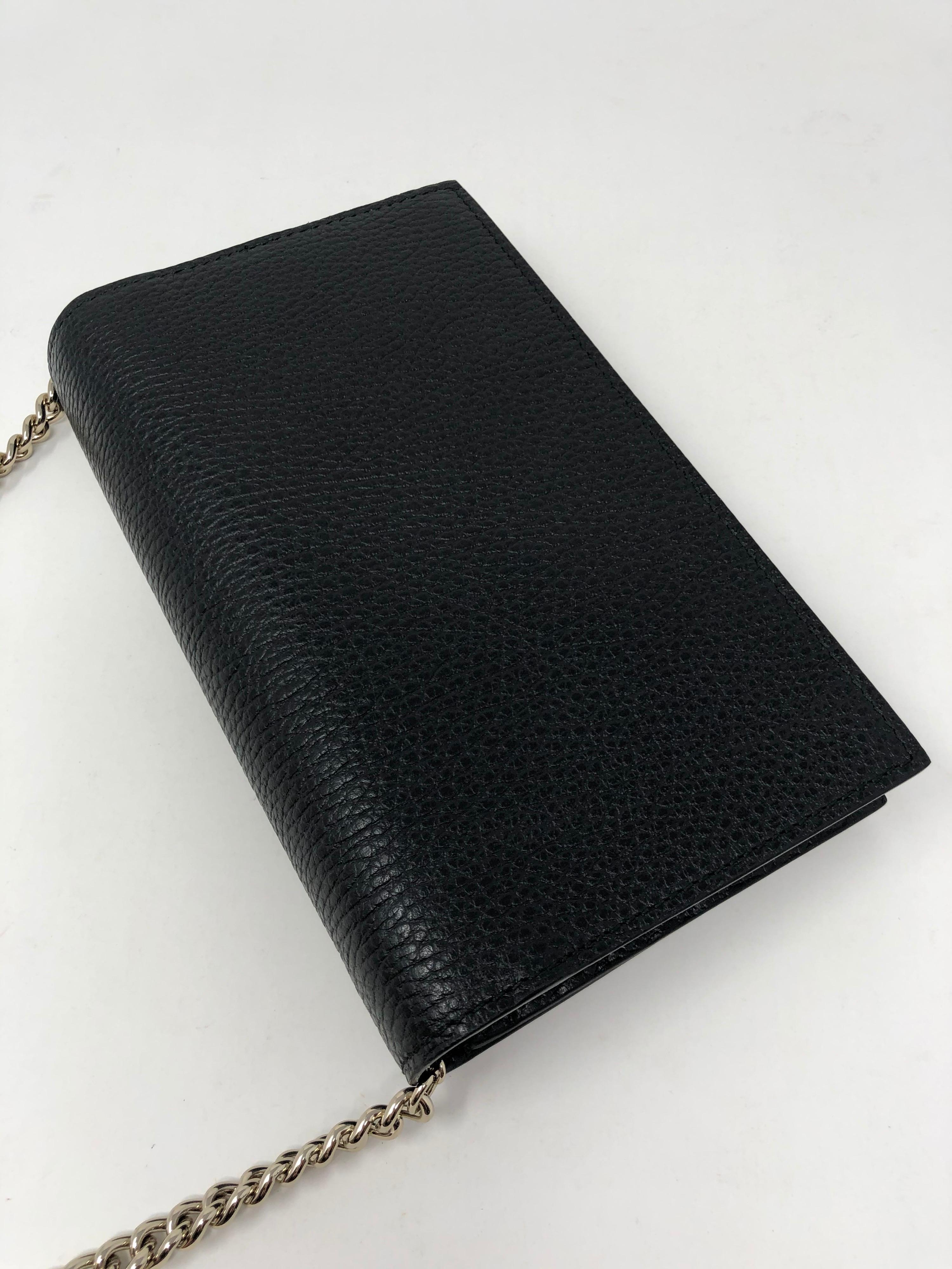Gucci Black Wallet On A Chain Bag  5