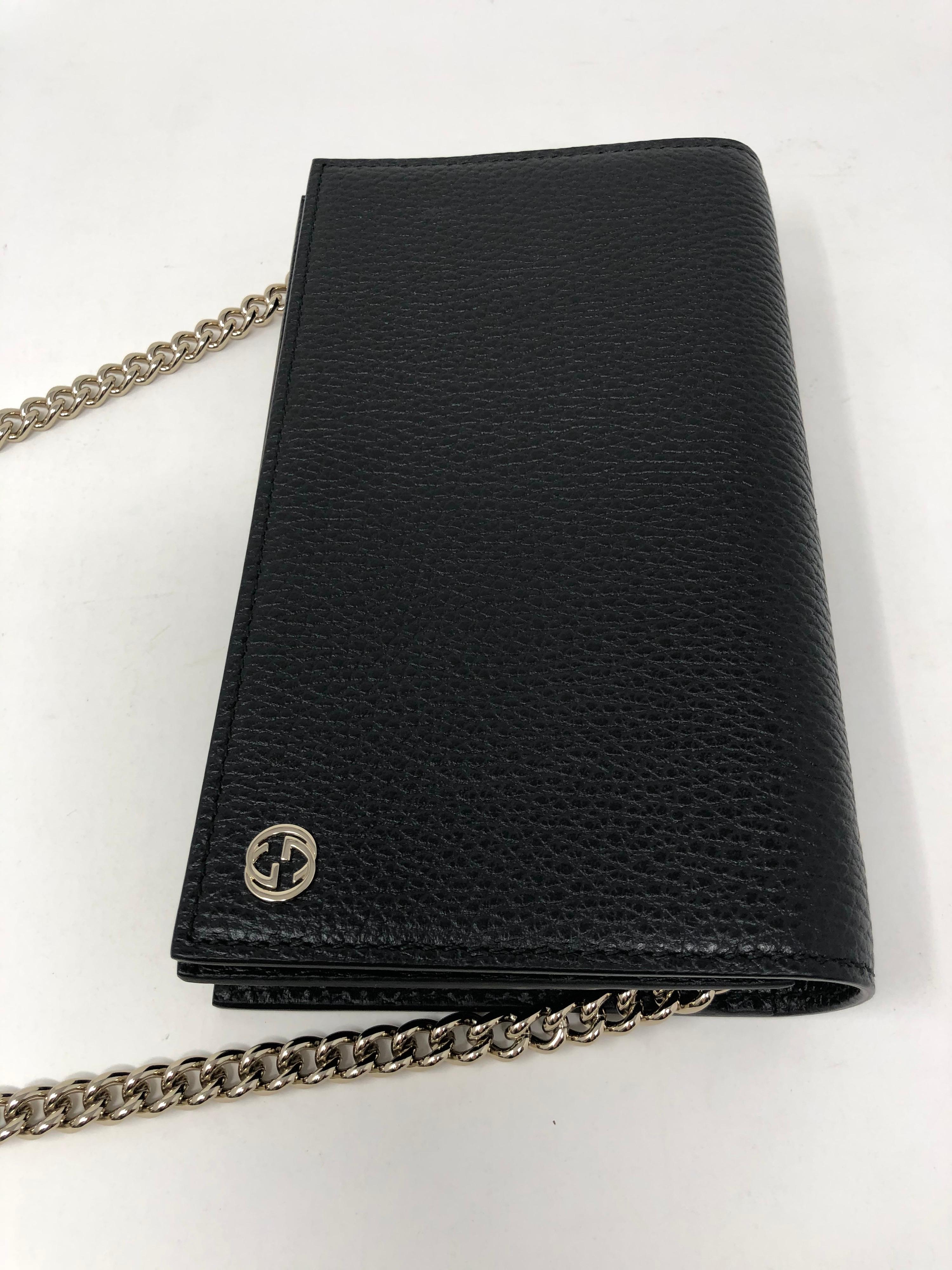 gucci black purse with silver chain