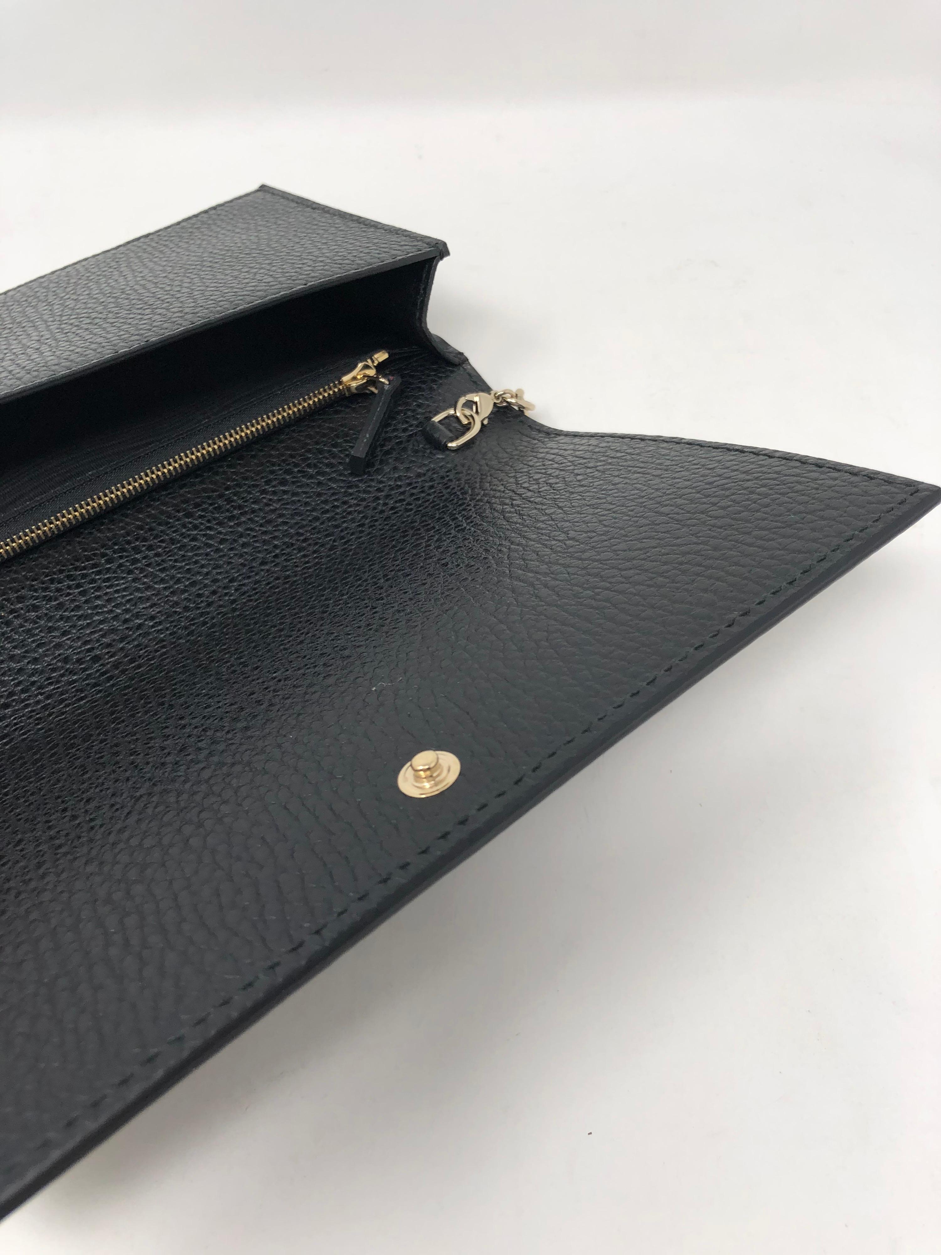 Women's or Men's Gucci Black Wallet On A Chain Bag 