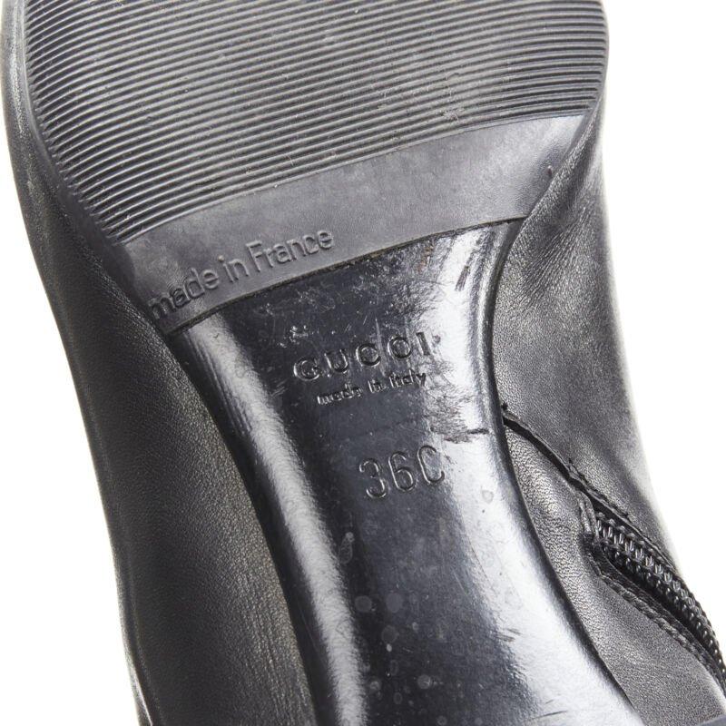 GUCCI stivali con zip in pelle nera con finiture in rete e charm in bambù oro EU36 in vendita 6