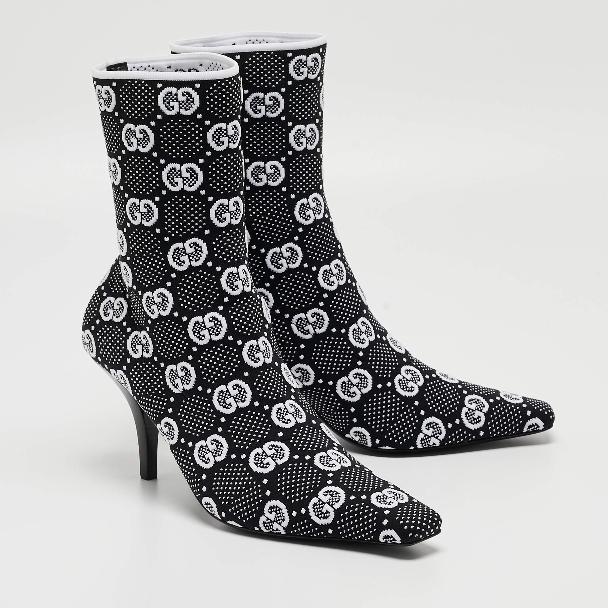 Gucci Black/White GG Knit Fabric Sock Ankle Boots Size 39 For Sale 4