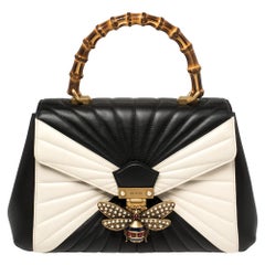 Gucci sac à main en cuir matelassé noir/blanc Queen Margaret Bamboo de taille moyenne