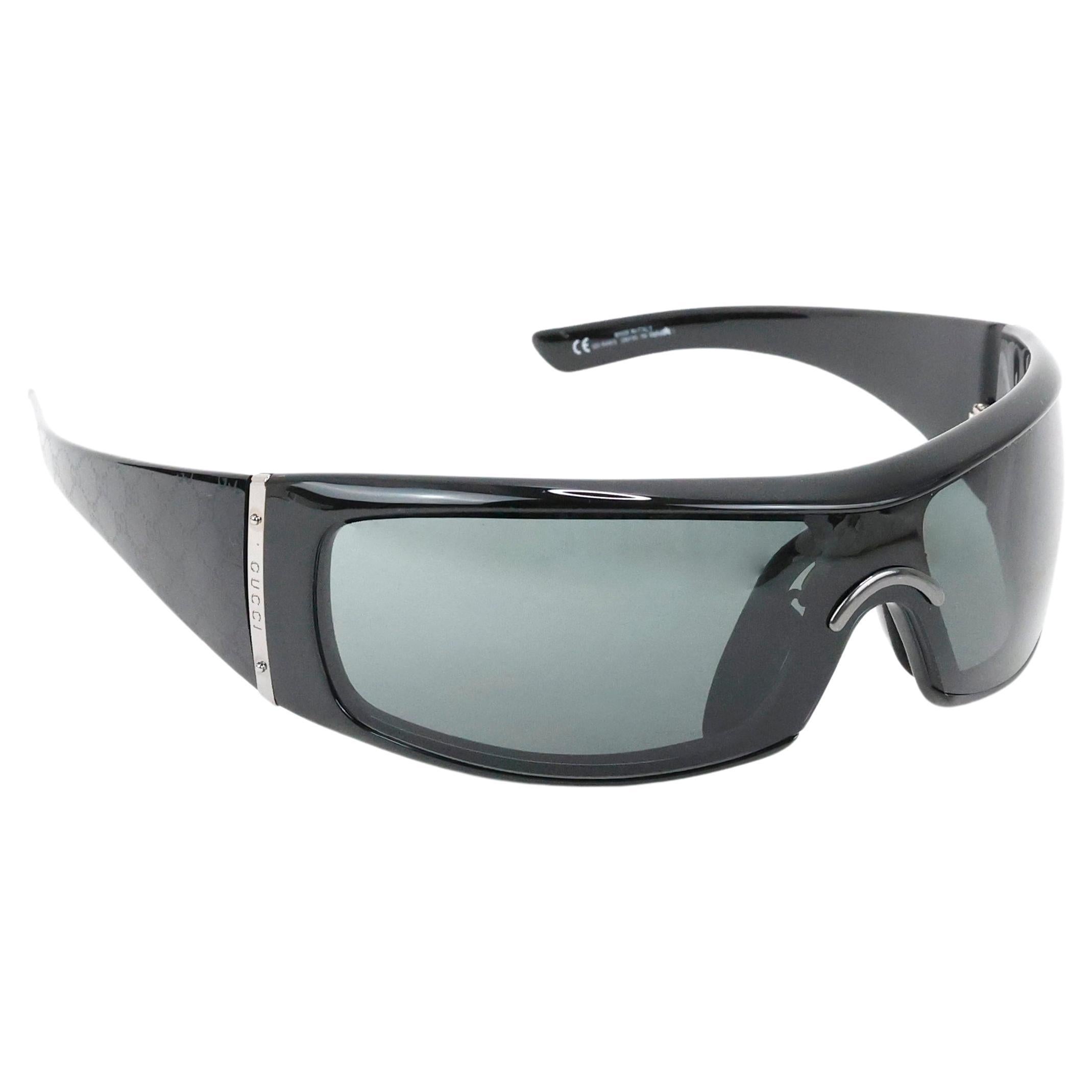 Schwarze Y2K-Sonnenbrille von Gucci im Angebot