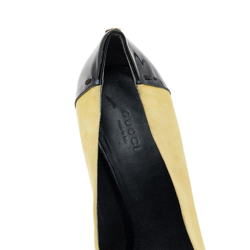 Women's Gucci Black/Yellow Patent Leather And Suede Peep Toe Pumps Size 38.5 For Sale