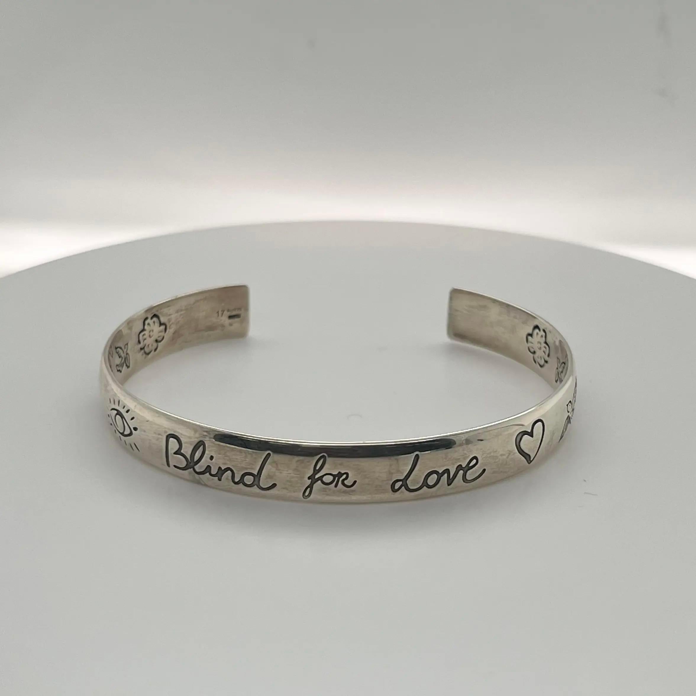 Gucci Blind For Love Bracelet manchette en argent sterling 925, taille 17 Excellent état - En vente à New York, NY