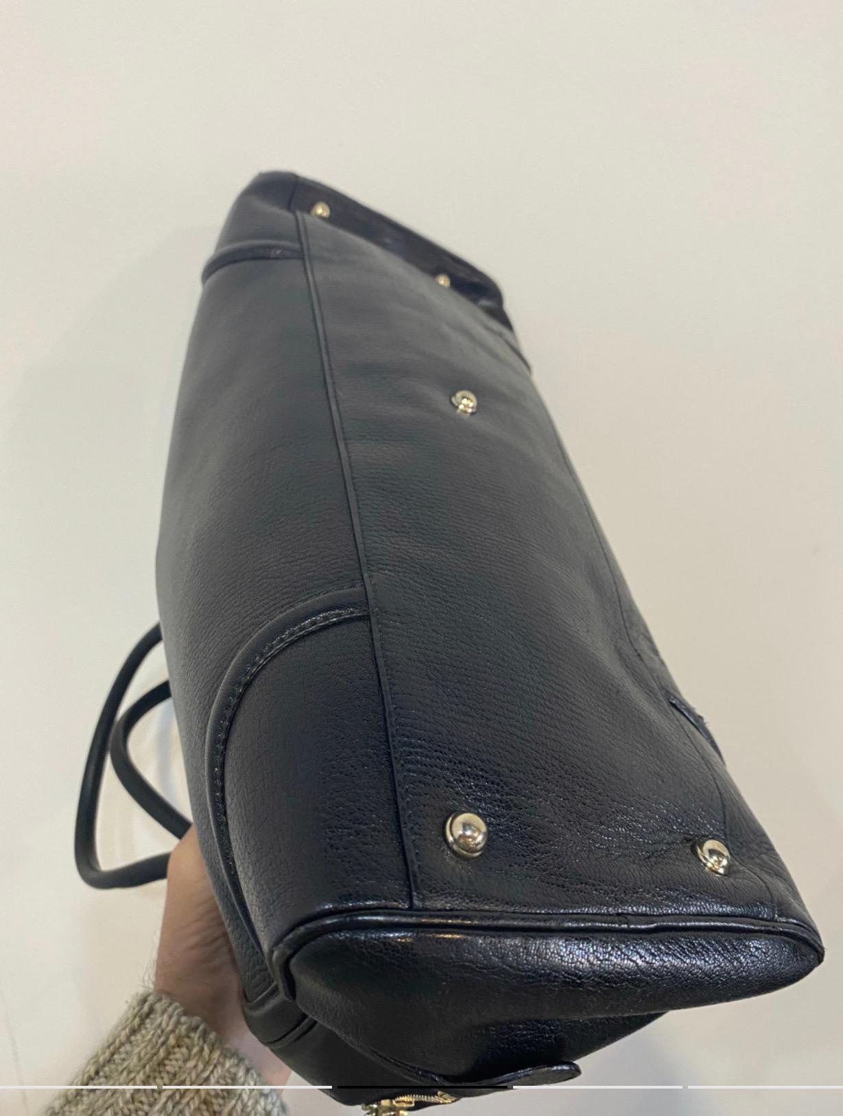 Women's or Men's Gucci Blondie Black leather bag For Sale