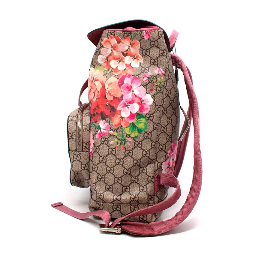 Brown Gucci Blooms GG Monogram Canvas Backpack For Sale