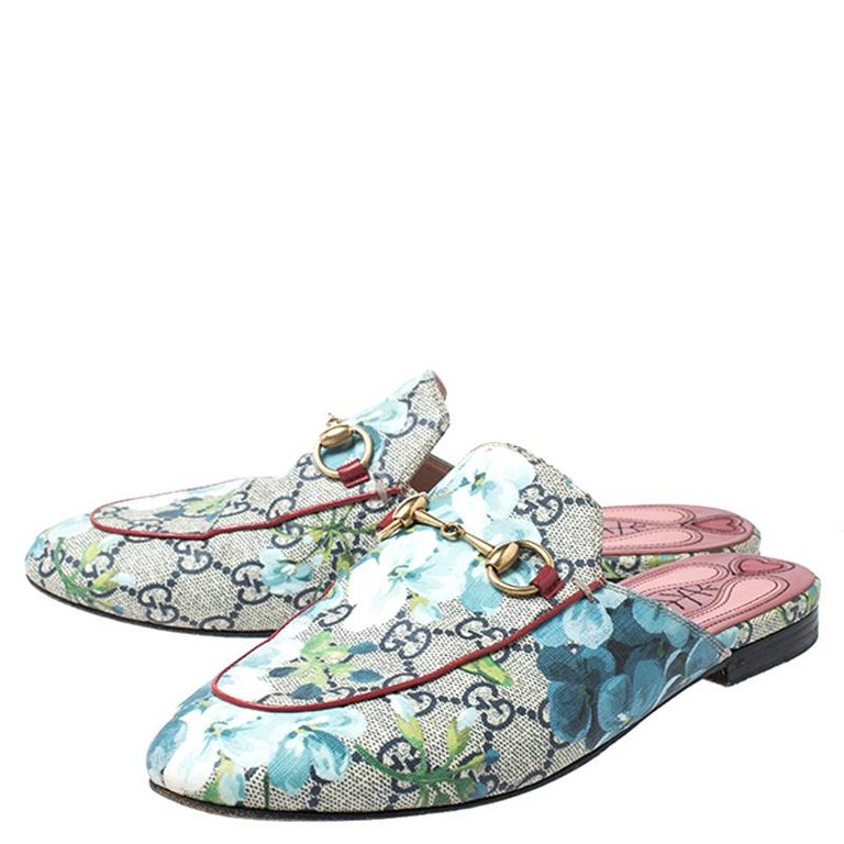 Gucci Blue/Beige GG Supreme Blooms Canvas Princetown Horsebit Mules Size 36.5 For Sale at 1stdibs