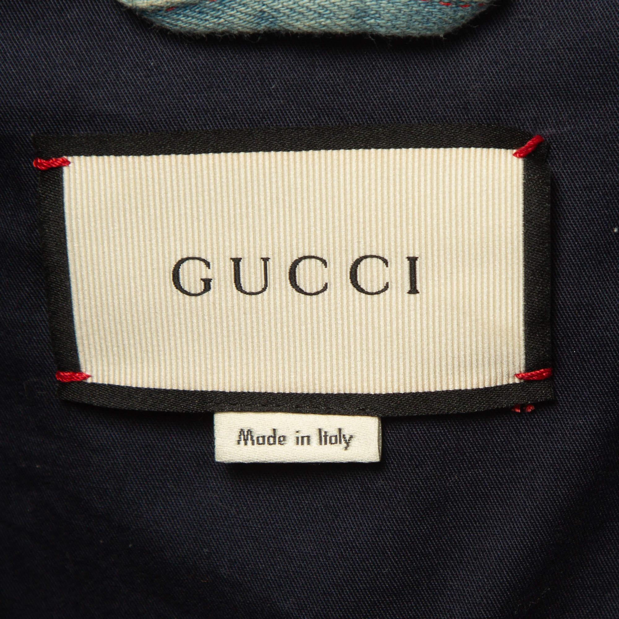 Gucci Blue Bird Applique Denim Studded Jacket M In Good Condition For Sale In Dubai, Al Qouz 2