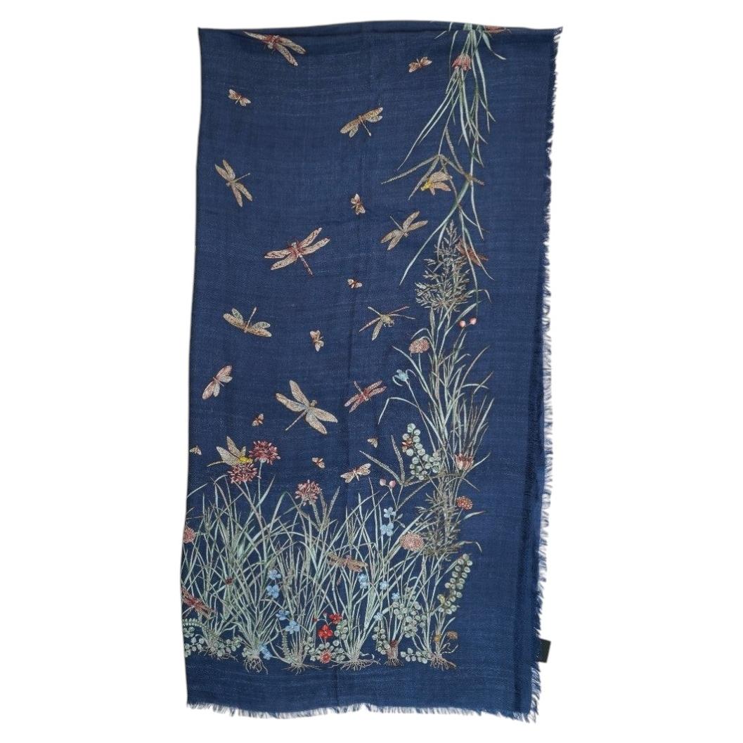 Pañuelo-chal de cachemira azul de Gucci con estampado «Flight of Dragonflies»