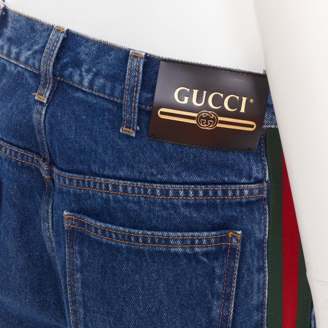 GUCCI vaqueros rectos mezcla de algodón azul firma verde rojo ribete red 31
Referencia: TGAS/F00114
Marca: Gucci
Diseñador: Alessandro Michele
Material: Algodón, mezcla
Color: Azul, Rojo
Patrón: A rayas
Cierre: Bragueta con cremallera
Detalles