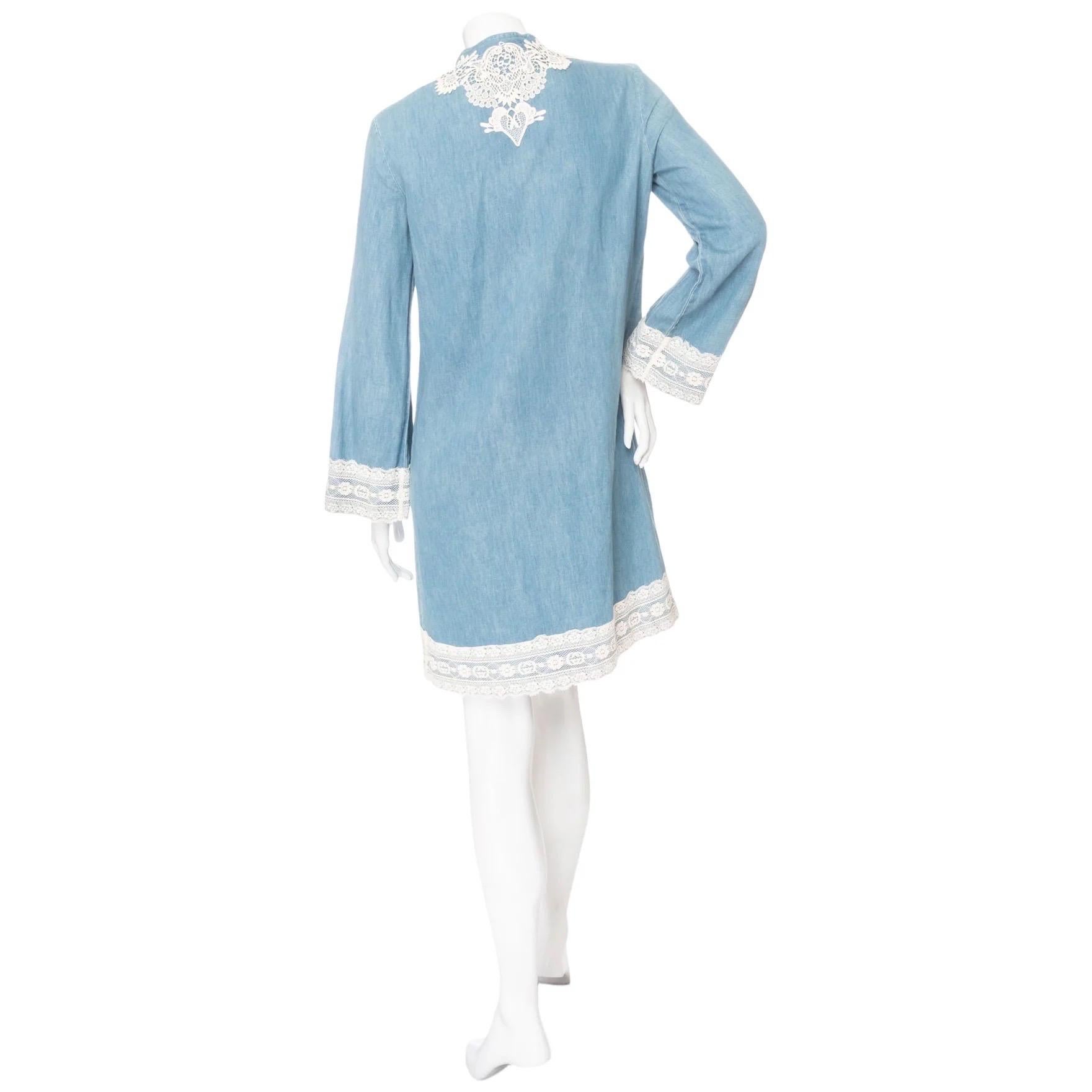 Gucci Blue Cotton-Linen Chambray and Lace Tunic Dress For Sale 1
