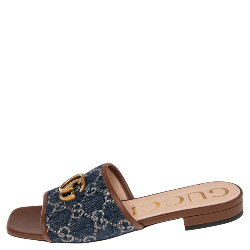 Impressively made using the Monogram denim and leather with a gold-toned Double G logo perched on the upper, these sandals from Gucci flaunt significant beauty and unmatched style. Their insoles are lined with leather which adds to their features.