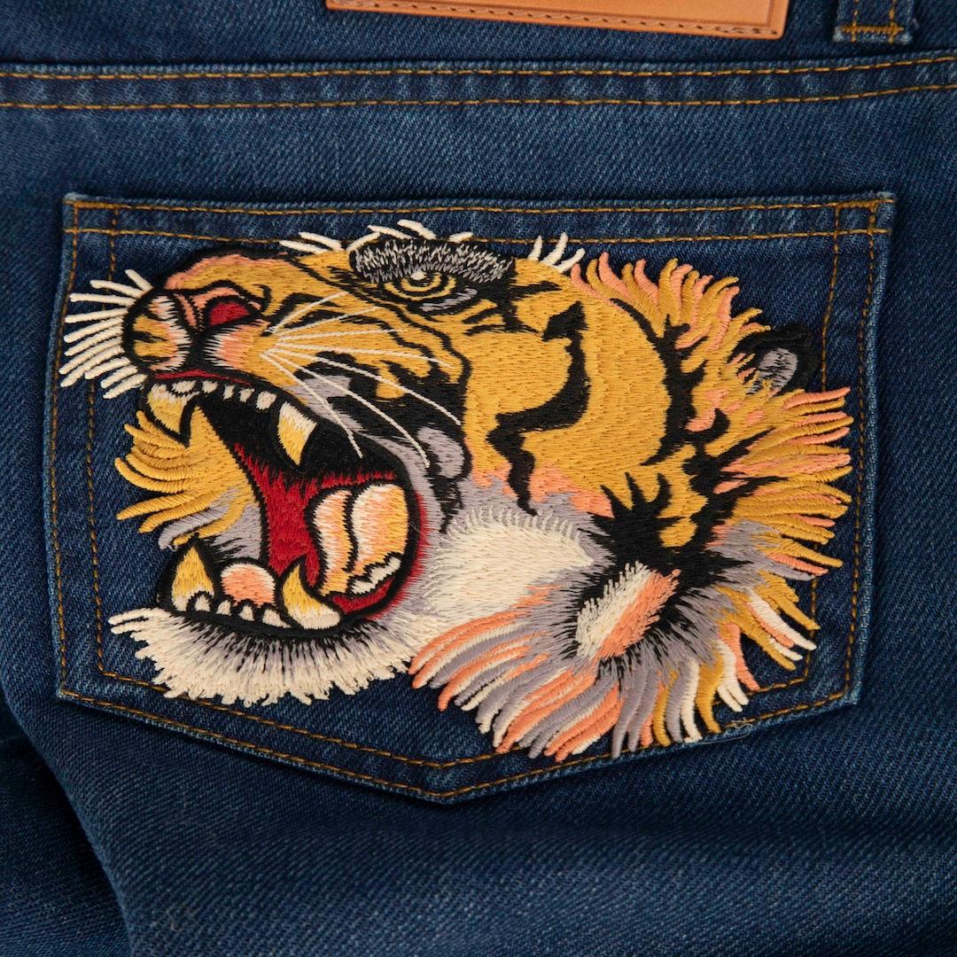 Women's Gucci Blue Denim Tiger & Floral Embroidered Jeans Size XS