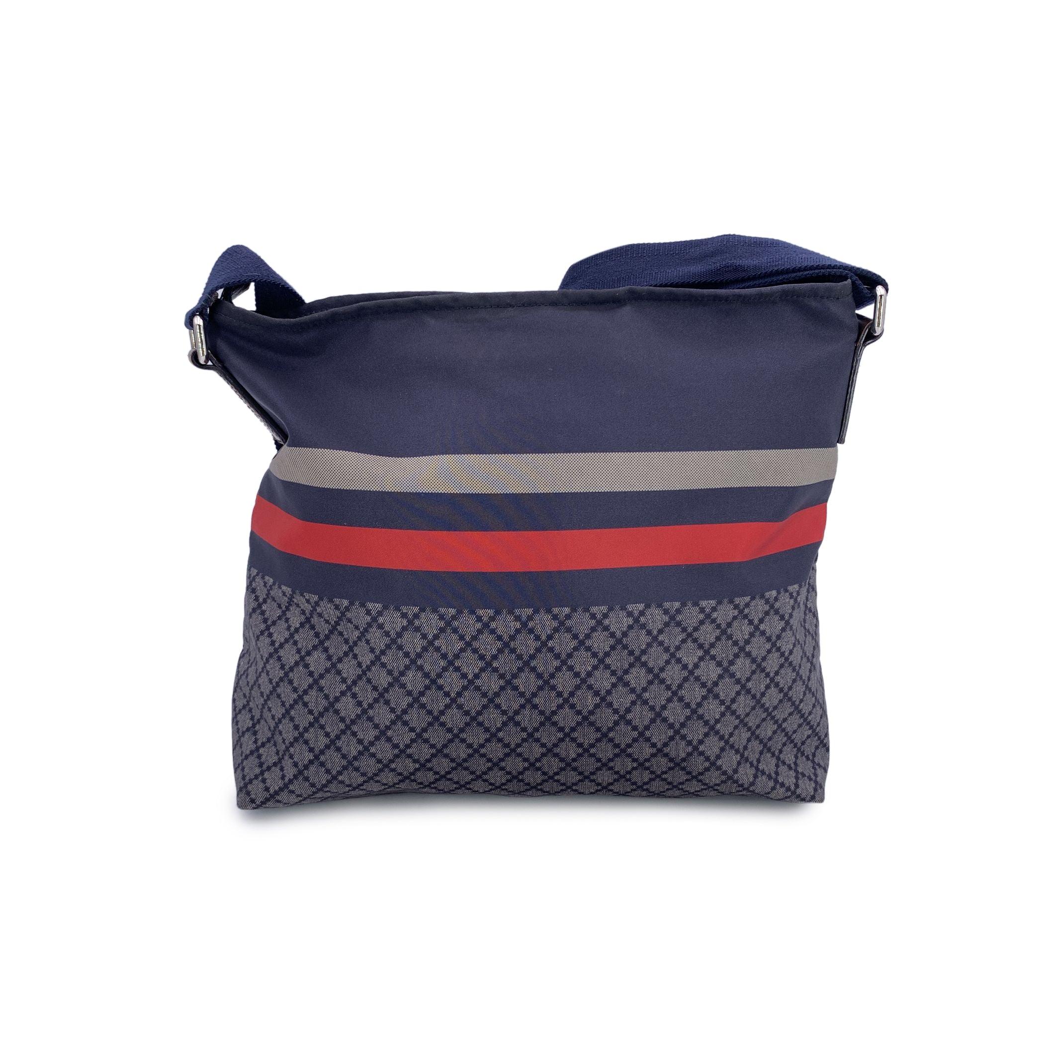 Black Gucci Blue Diamond Nylon Canvas Crossbody Messenger Bag For Sale