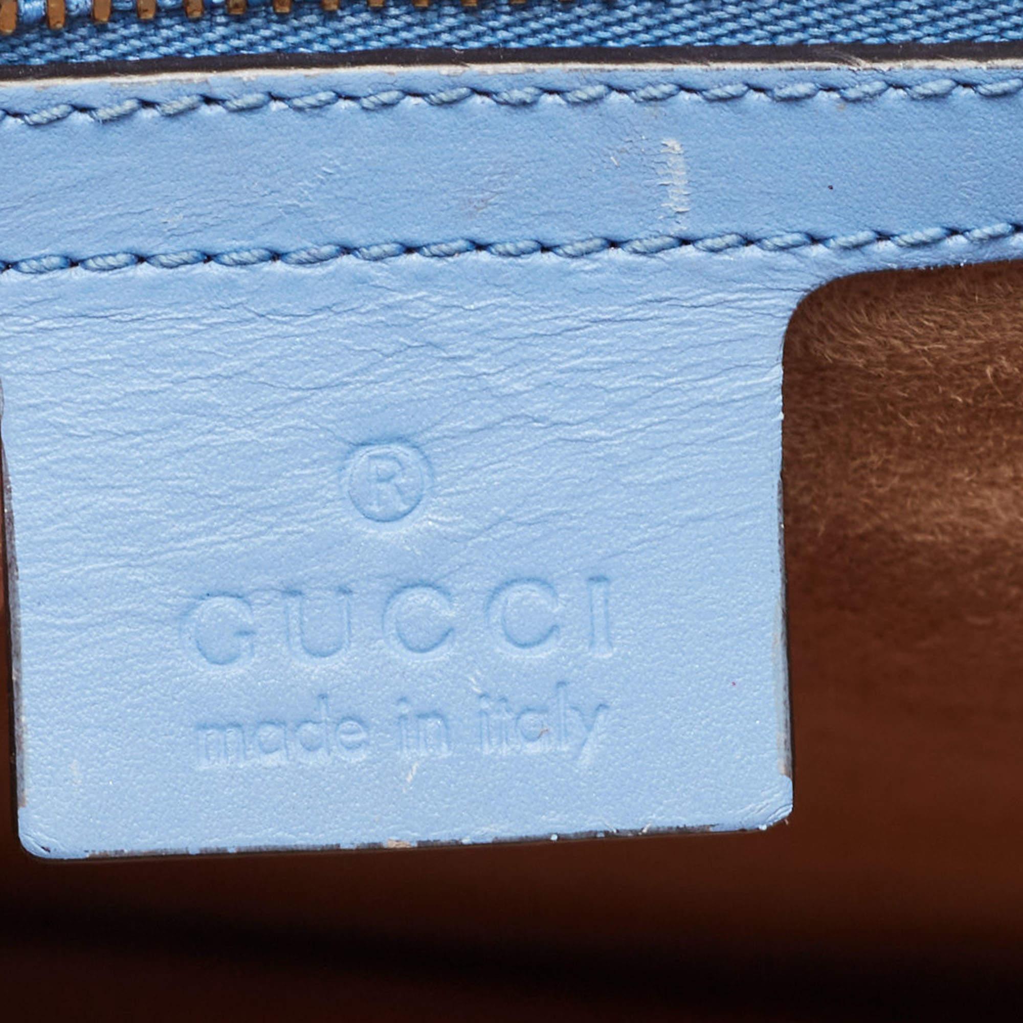 Gucci - Sac à poignée Sylvie en cuir brodé de fleurs bleues, taille moyenne en vente 1